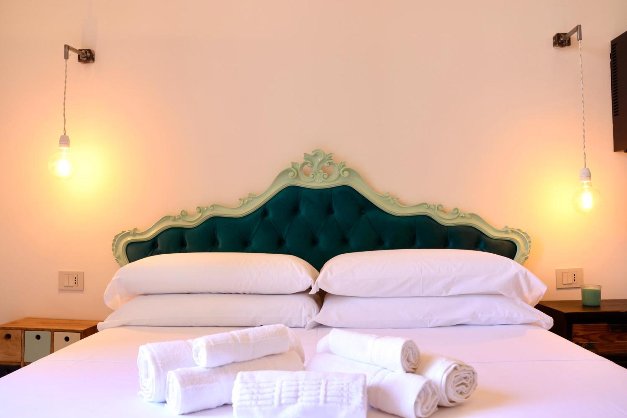 Holiday Lux Boutique Room Catânia Quarto foto